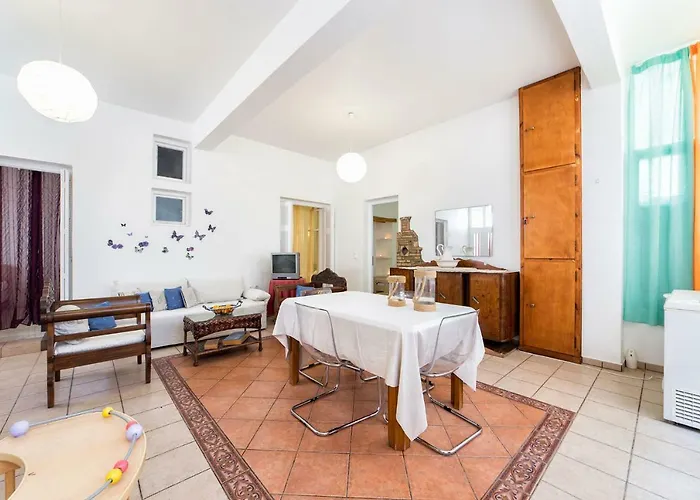 펜션 Town House For 6-16 With Ac