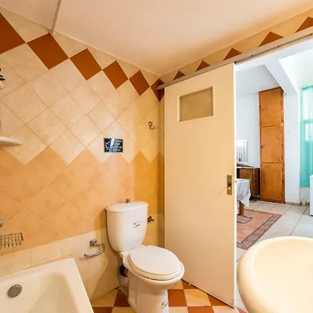 度假居 Town House For 6-16 With Ac *