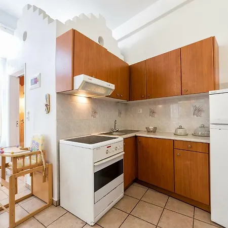 Town House For 6-16 With Ac 度假居 Páros